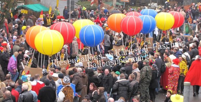 Riesenballons-Riesenluftballons-Karneval-Karnevalsverein-Karnevalsumzug